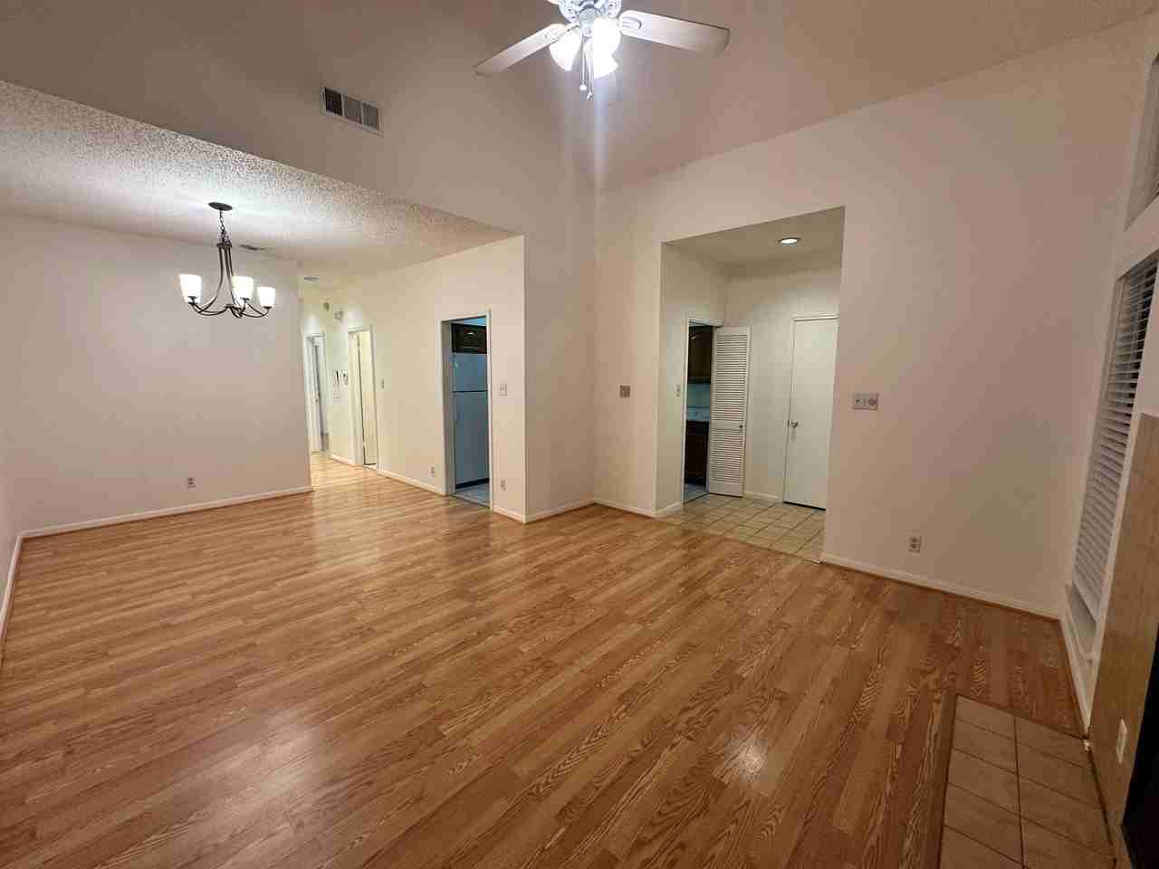 1906 Robbins Pl #308 - Photo 4 of 29