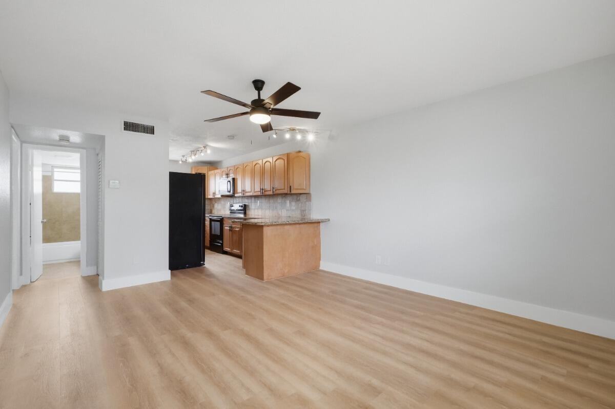 6191 Southwest 37th Street #210 - Photo 3 of 6