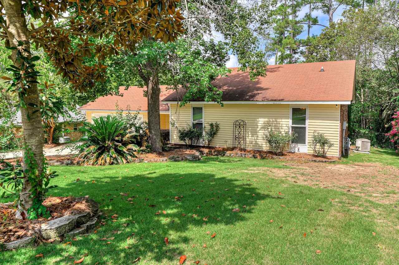 230 Ronstadt Dr - Photo 3 of 38