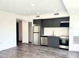 featured image of 325 University Avenue West #112