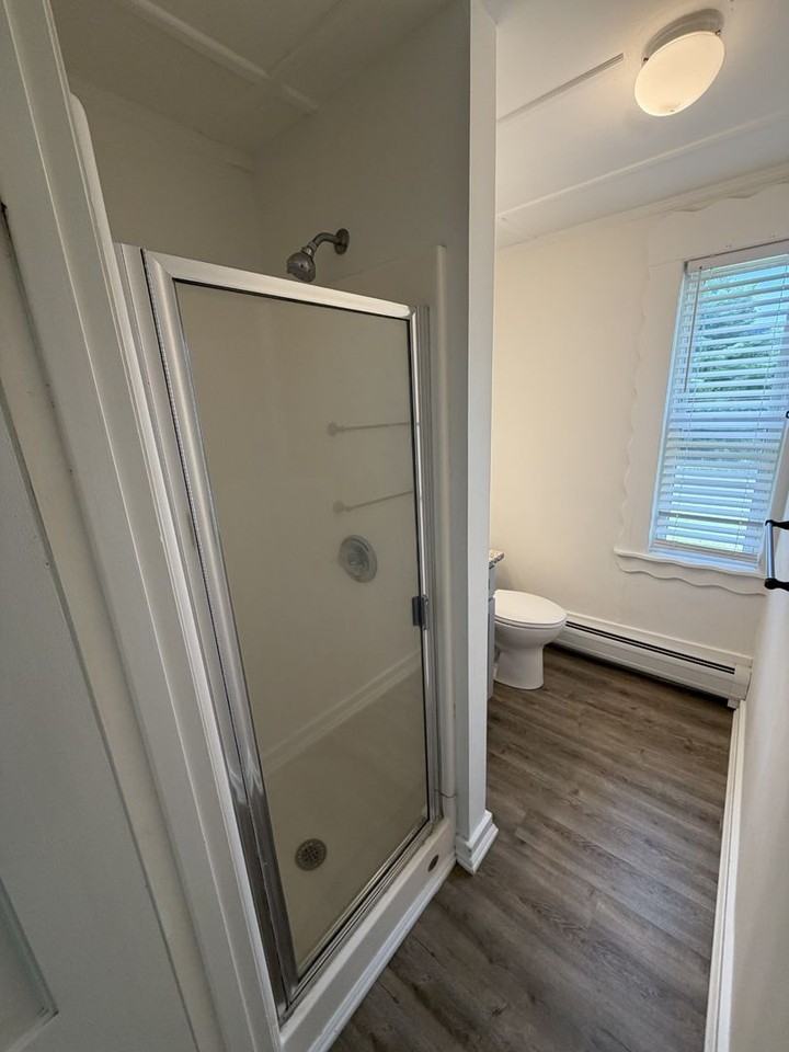 10 Route 10 - 113 Lyme Rd. - Photo 5 of 17