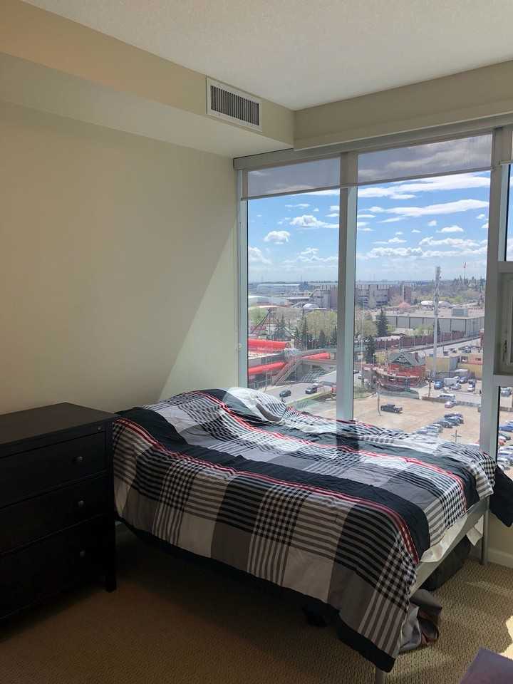 211 13 Ave Se - Photo 6 of 31