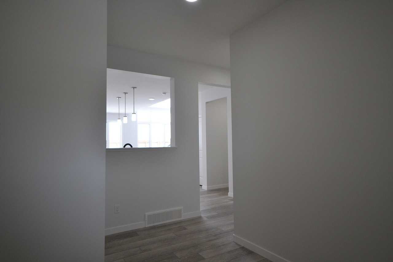 215 Mallard Grove Se - Photo 4 of 37
