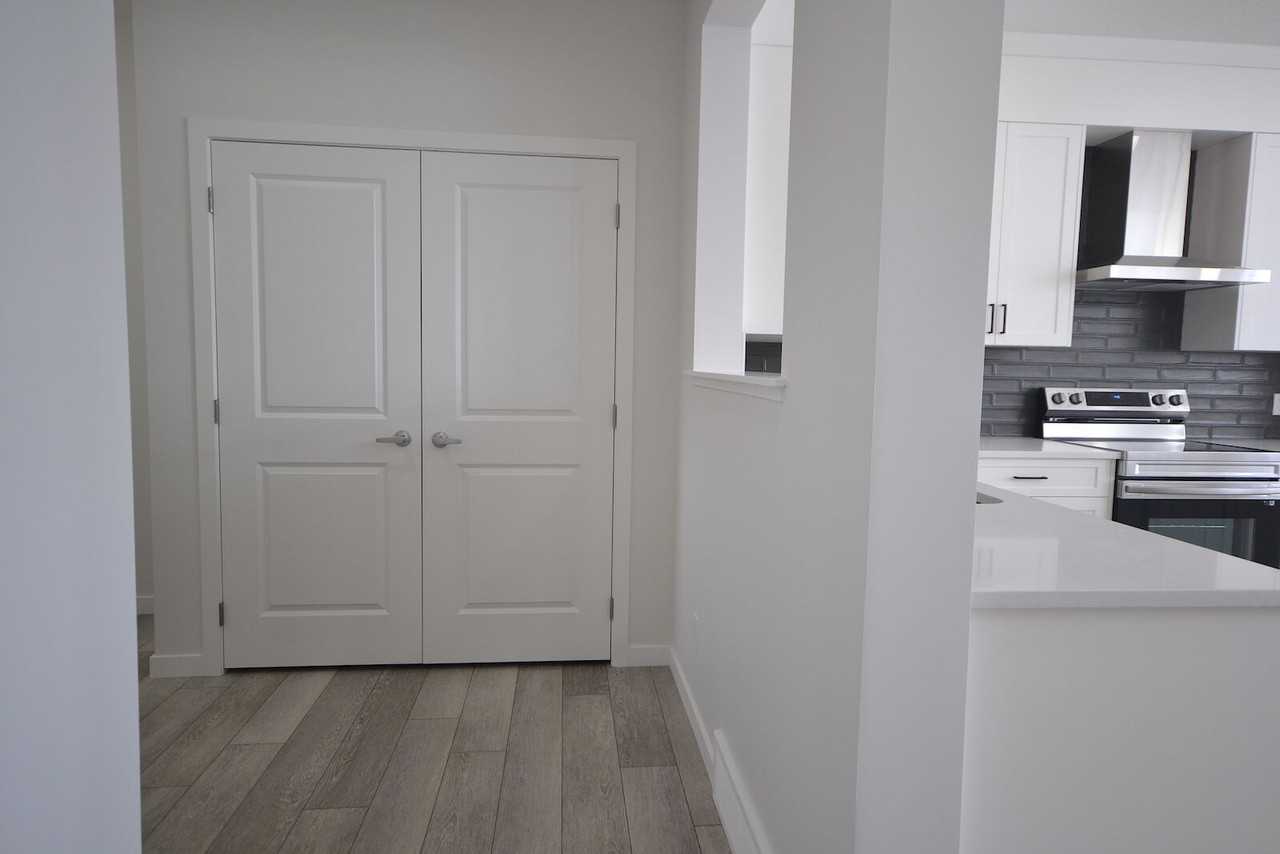 215 Mallard Grove Se - Photo 5 of 37