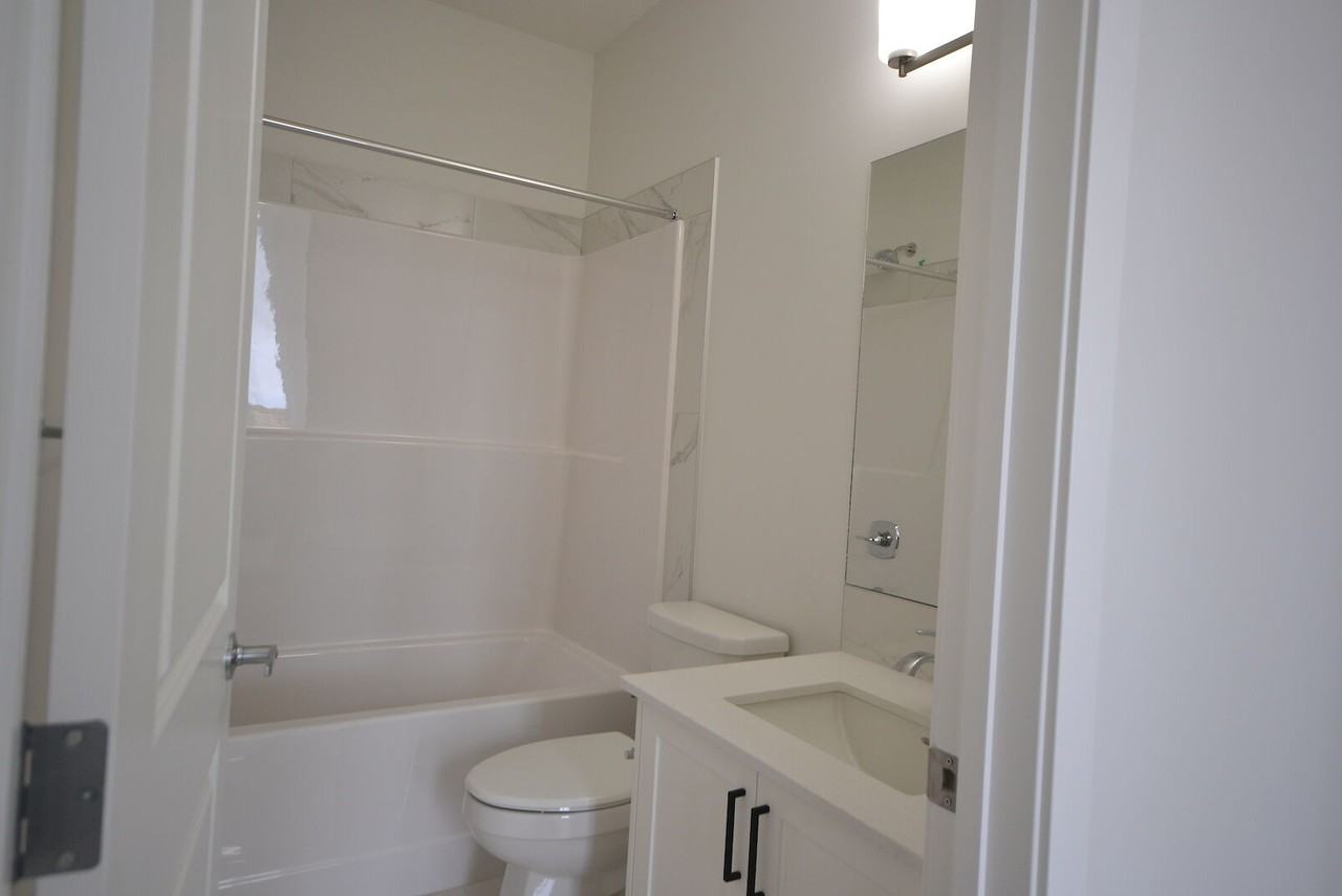 215 Mallard Grove Se - Photo 6 of 37