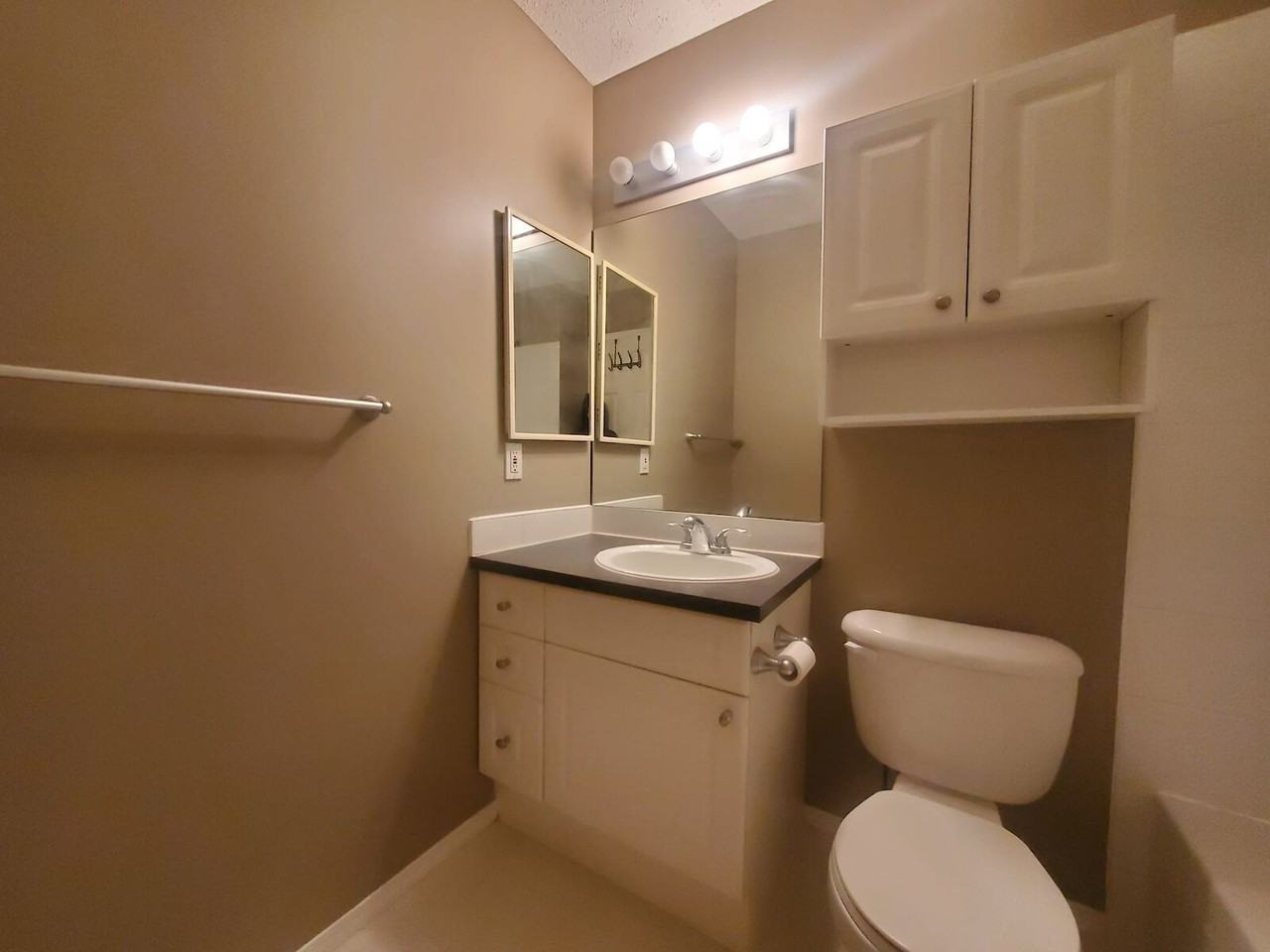 16 Coville Cres Ne - Photo 6 of 16