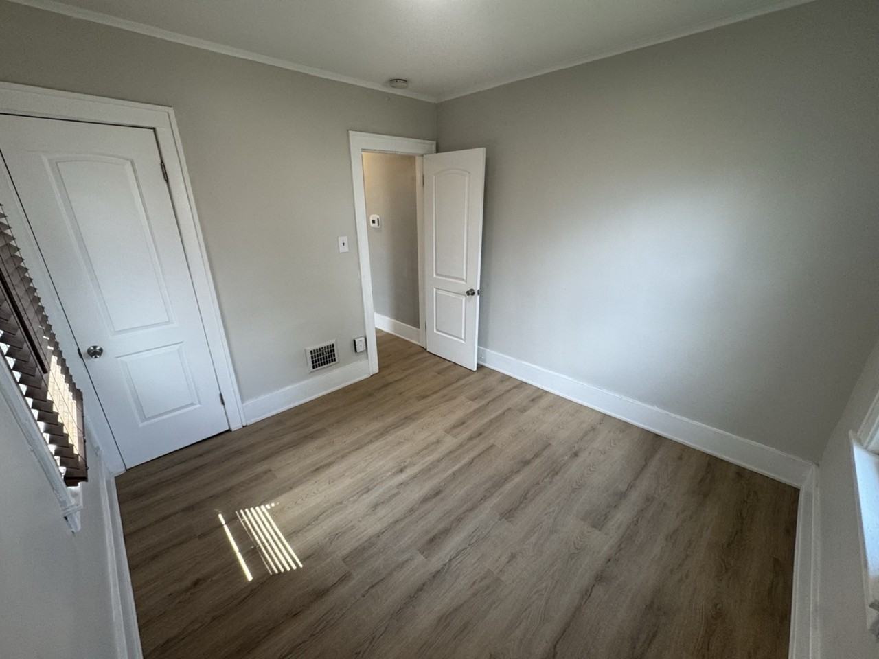 115 S Edison Ave #NA - Photo 6 of 11