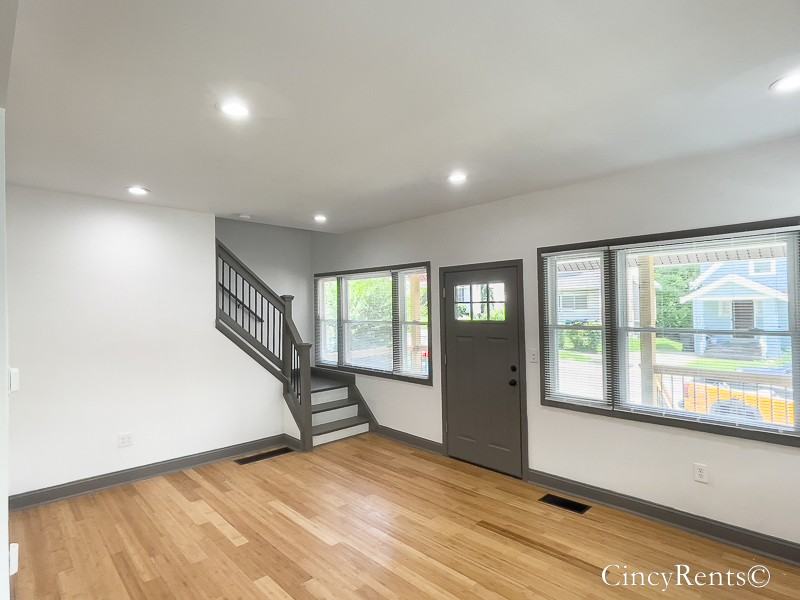 3335 Hewitt Crescent St #NA - Photo 2 of 23