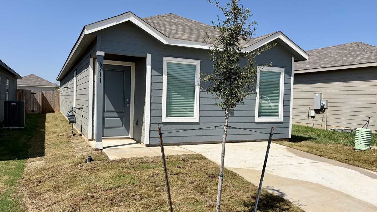 6711 Chert Chase #NA - Photo 2 of 27