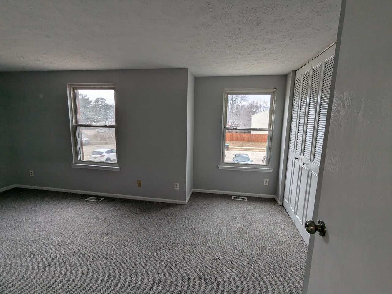 45 Vanderbilt Ct #45 - Photo 6 of 12