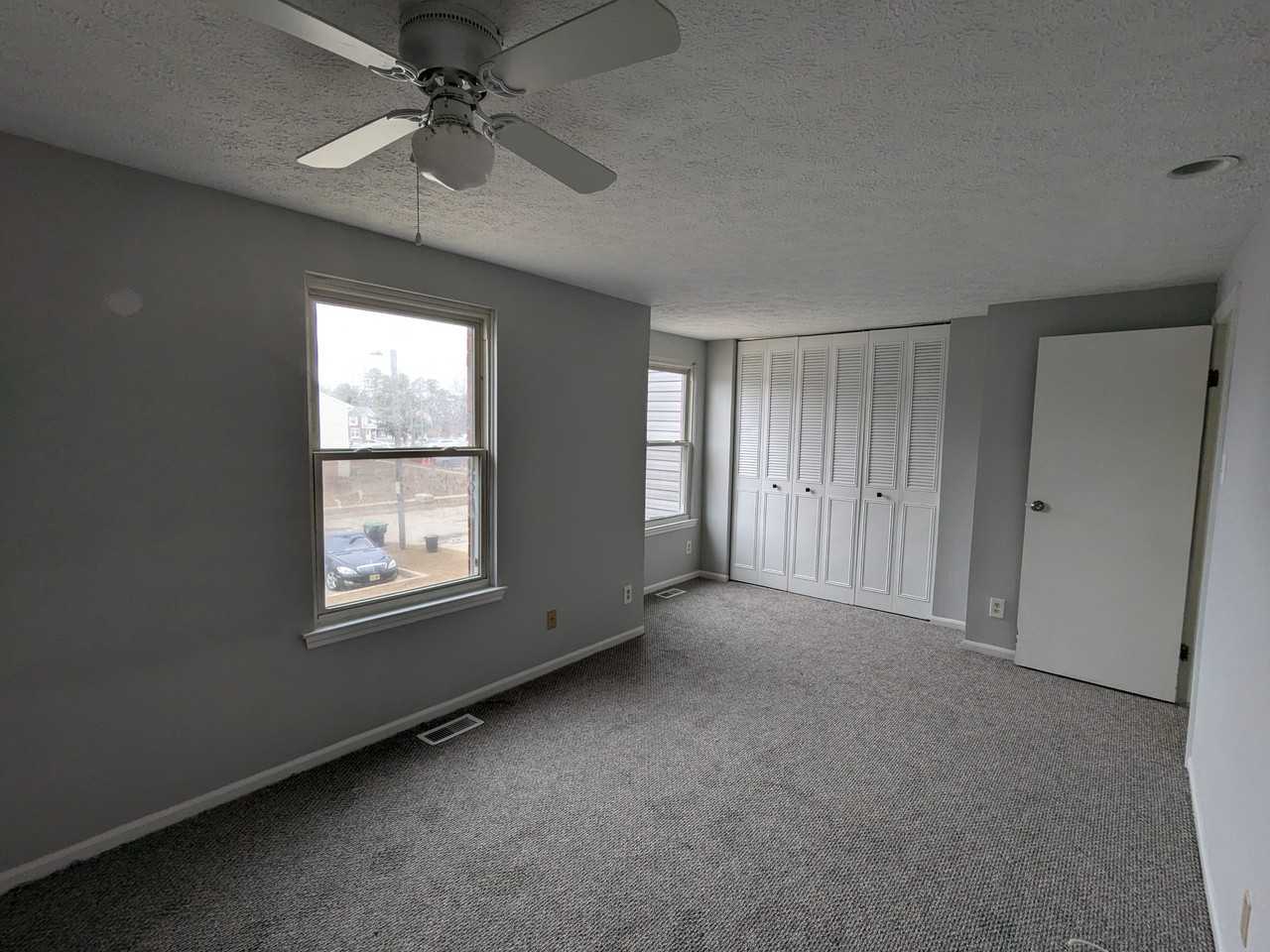 45 Vanderbilt Ct #45 - Photo 7 of 12