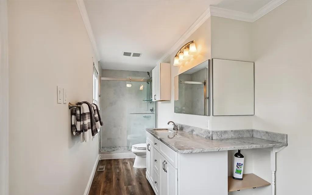 103 Huntington Ct #NA - Photo 5 of 12