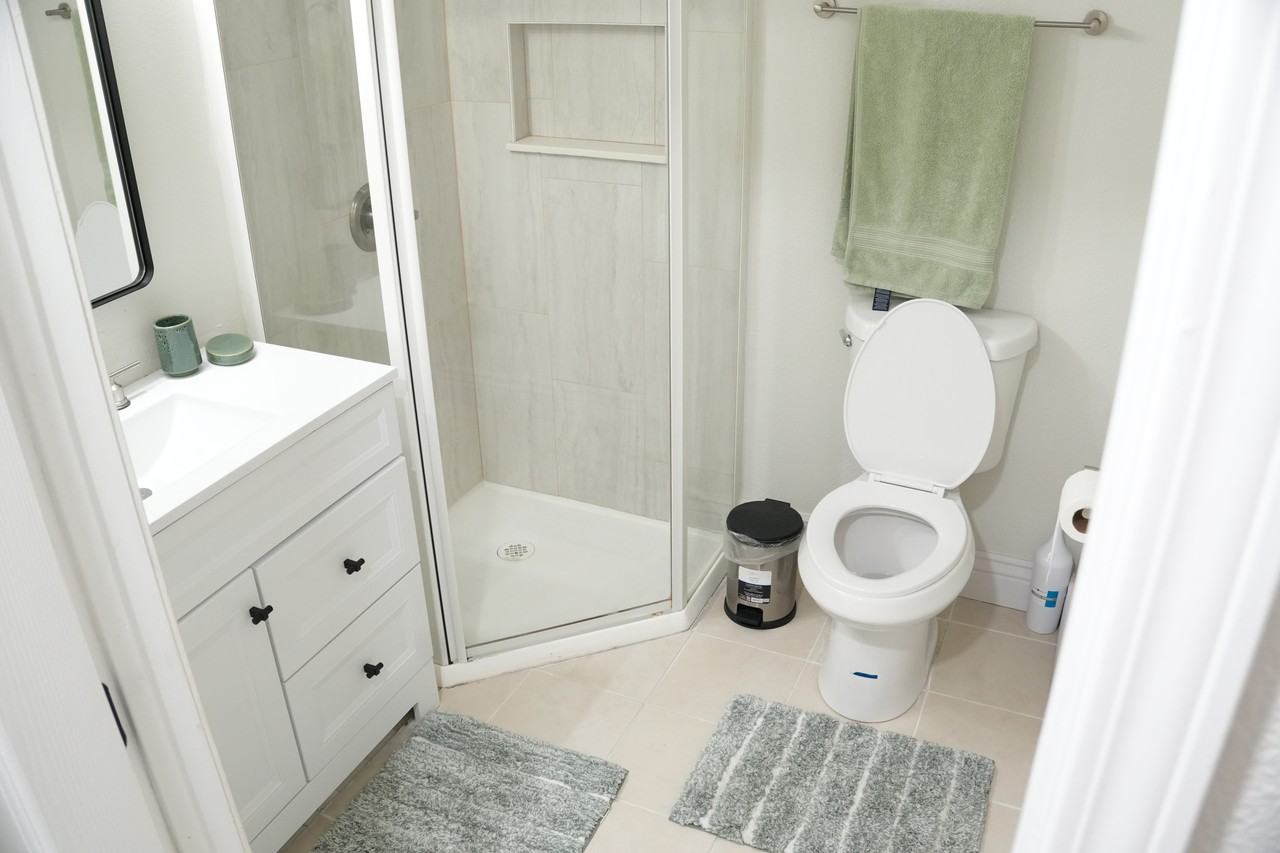 2607 E Nichols Cir #2607 - Photo 7 of 12