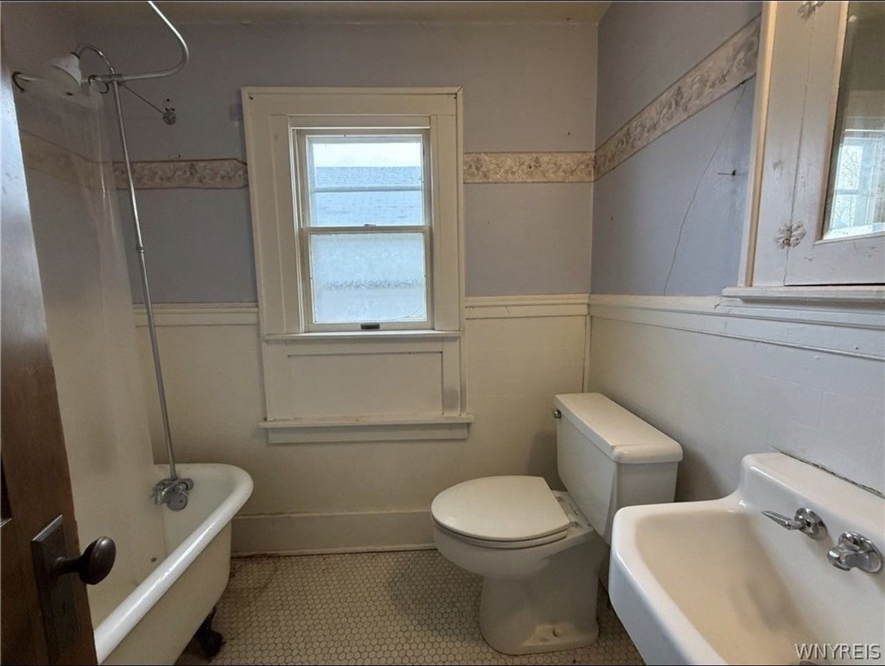 733 Lasalle Ave #2 - Photo 2 of 7
