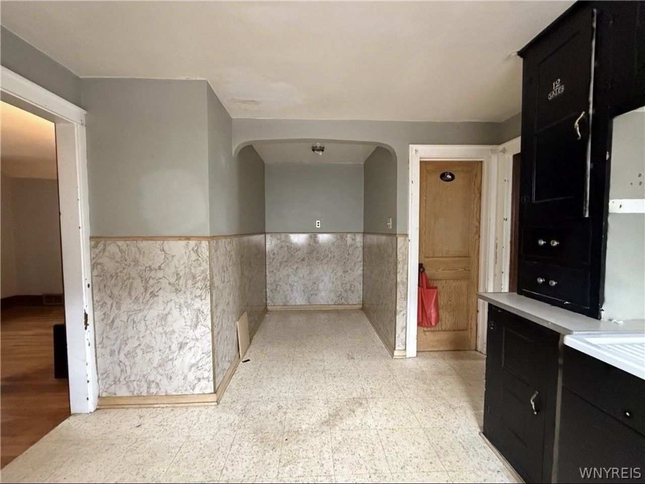 733 Lasalle Ave #2 - Photo 6 of 7