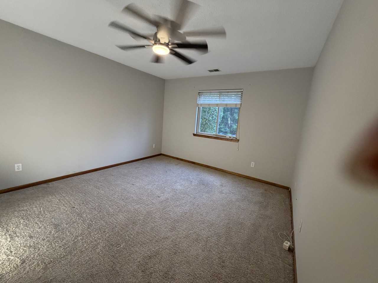 2614 Stadium View Dr #2 - Photo 4 of 20