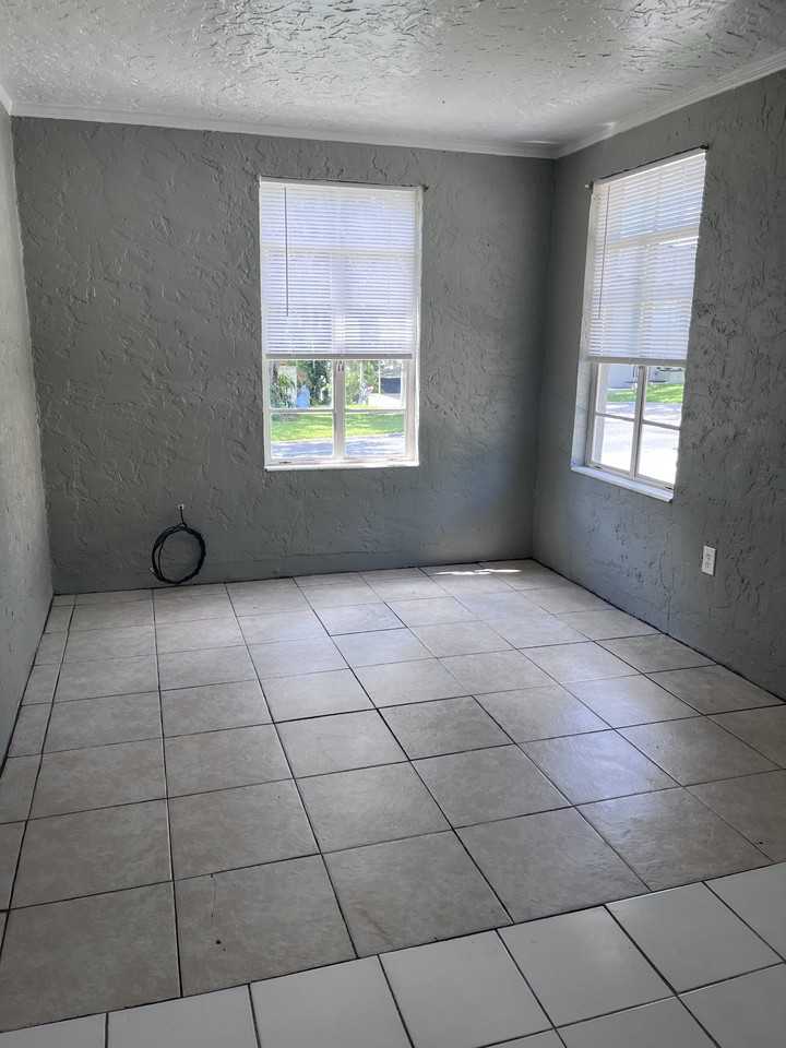 295 E Fort Dade Ave #295 - Photo 5 of 8