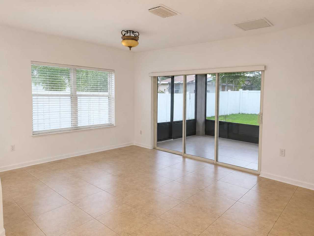 2072 Marsh Hawk Dr #NA - Photo 3 of 17