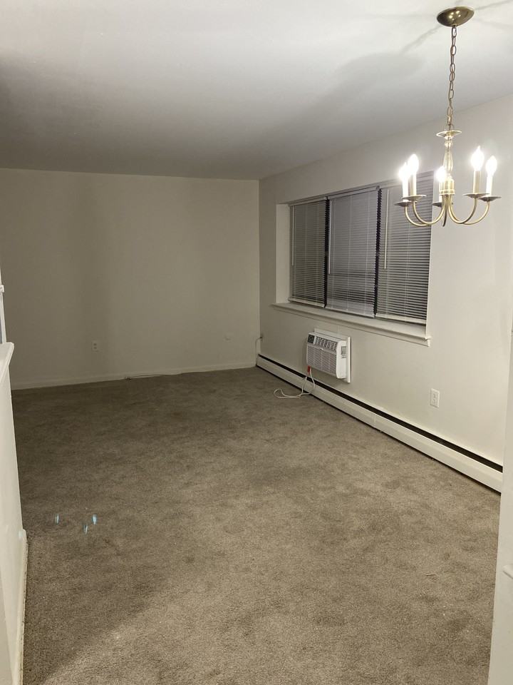 1100 Tyson Ave #A6 - Photo 3 of 7