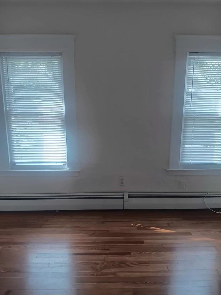 1032 Campbell Ave #3rdFL - Photo 7 of 16