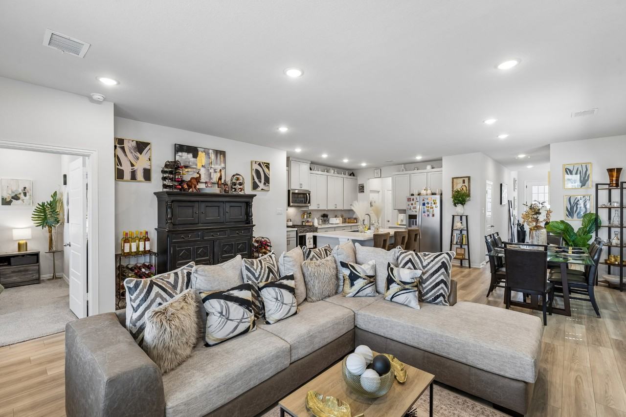 1116 Redcoat Dr #NA - Photo 6 of 15