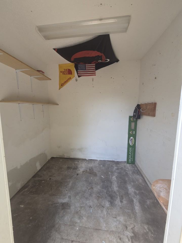 9550 Leeds Cir #NA - Photo 6 of 15