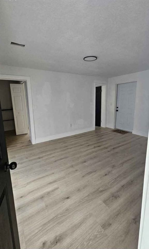 801 Nw 75th St #NA - Photo 6 of 8