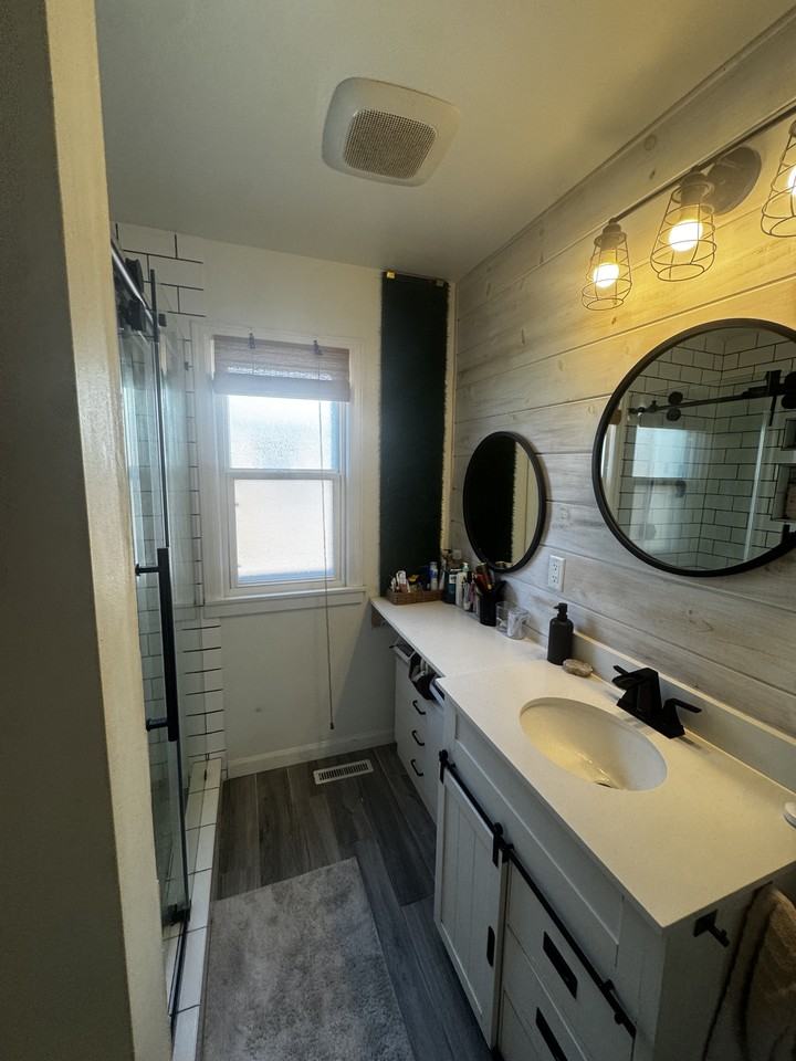 3053 S 49th St #NA - Photo 4 of 8