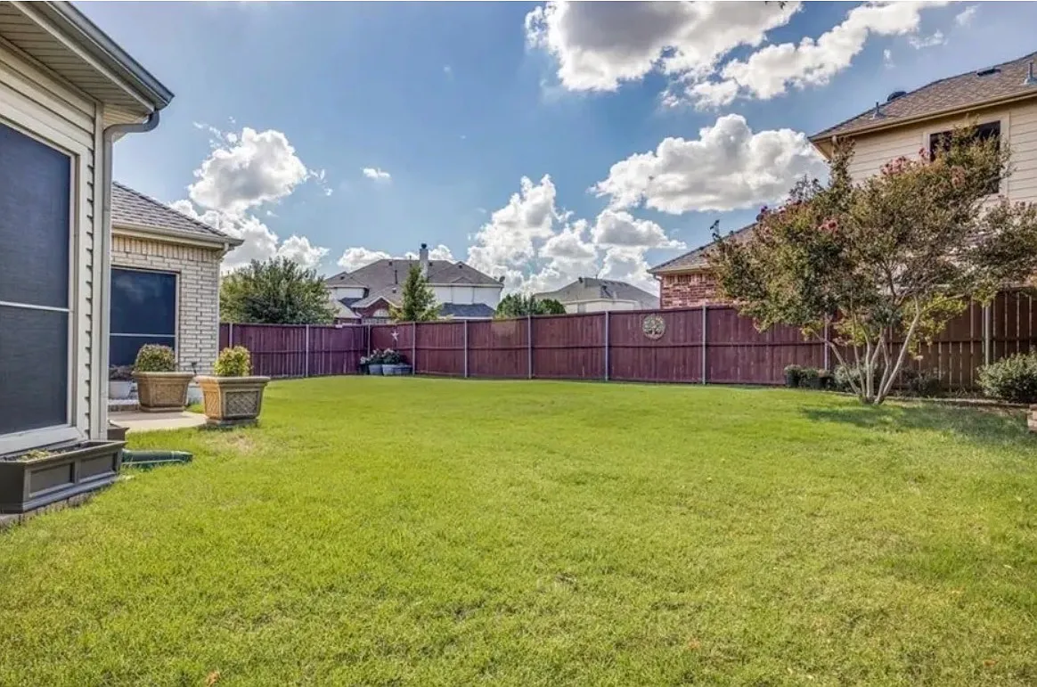 5231 Kathryn Dr #NA - Photo 6 of 11