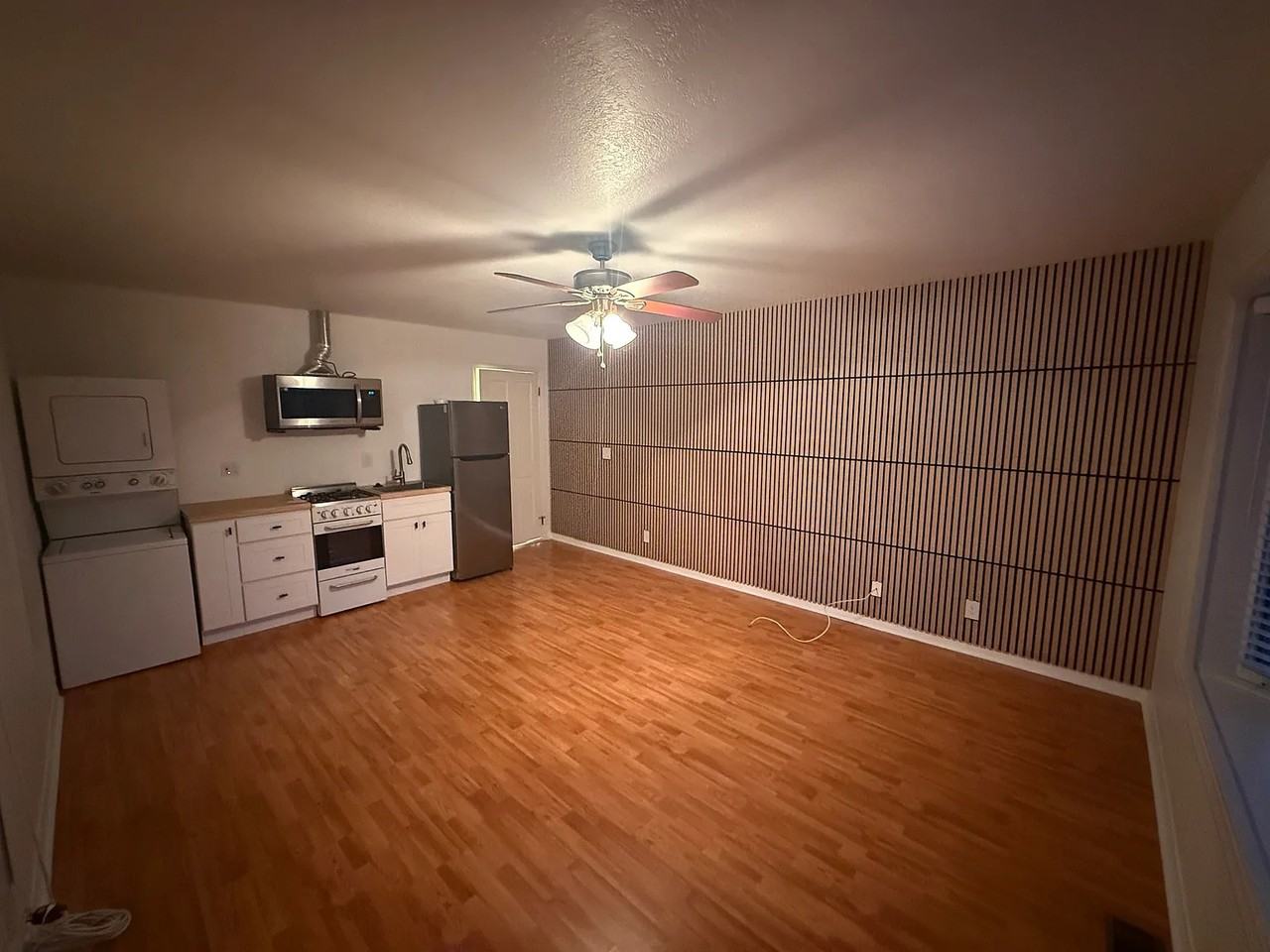 33562 Valle Rd #D - Photo 7 of 17