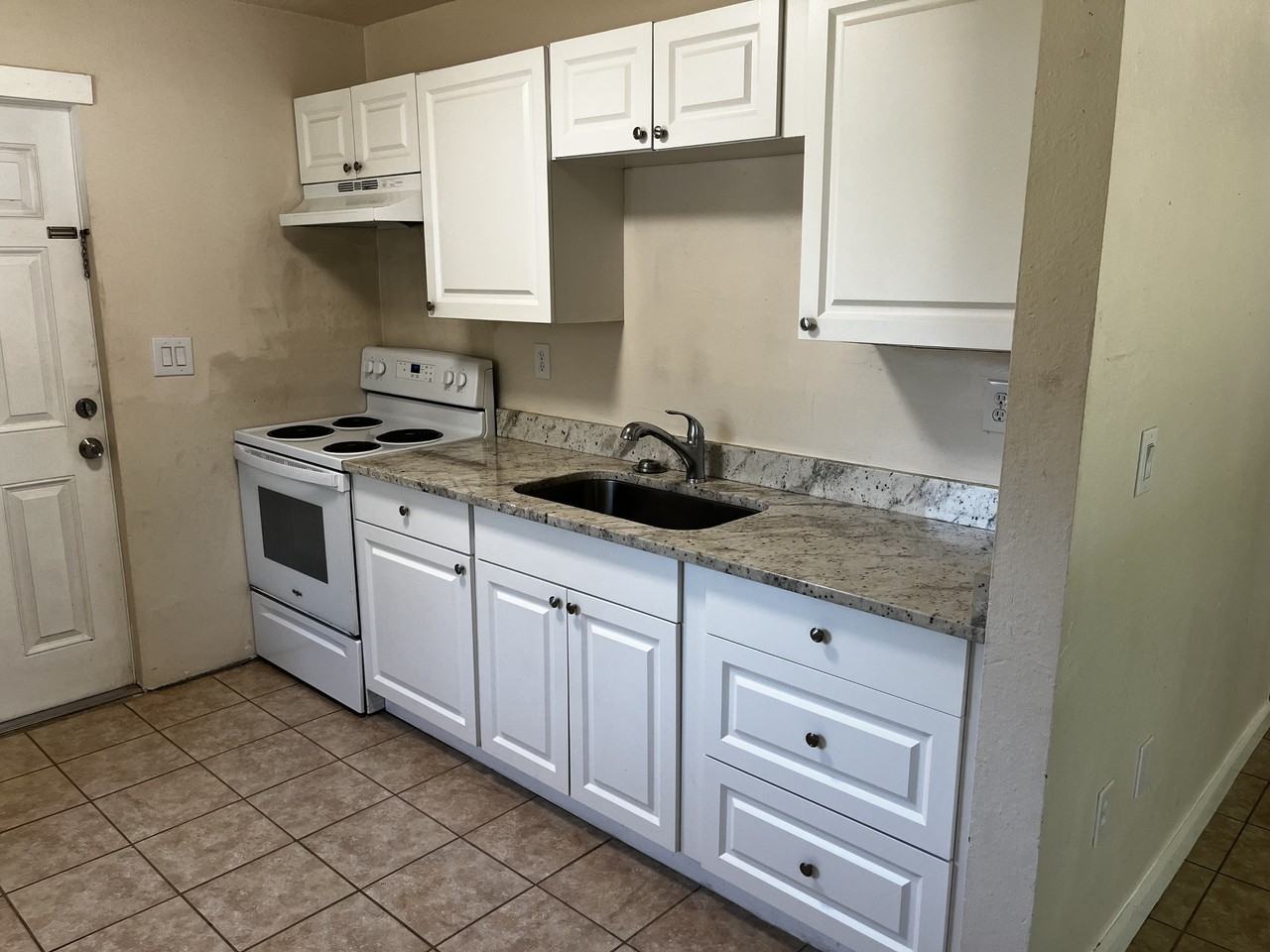 391 Nw 59th Ct #393 - Photo 6 of 18