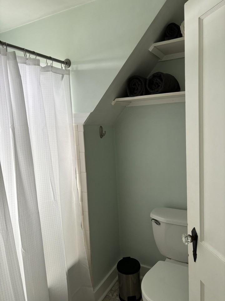 113 Maple Ave #B - Photo 5 of 6