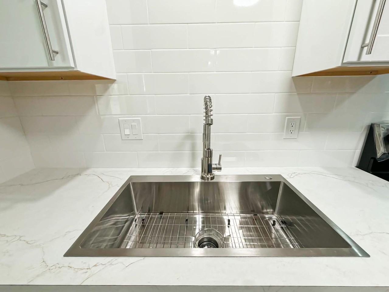 2208 W 13th Ave #B - Photo 4 of 16