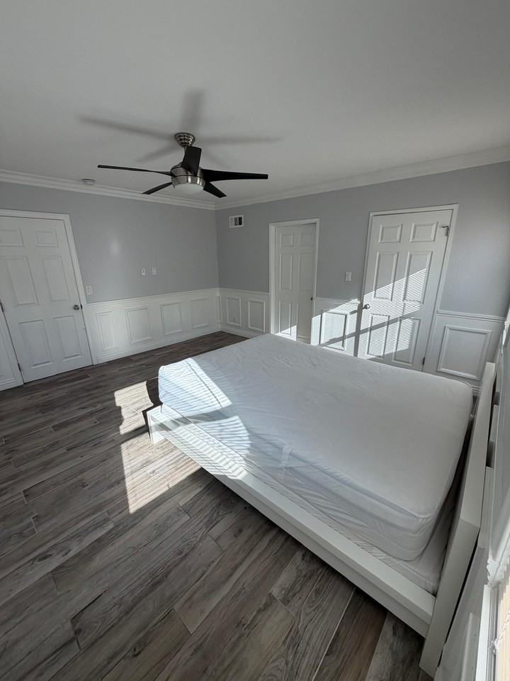 12003 Gladhill Ave #1 - Photo 6 of 8