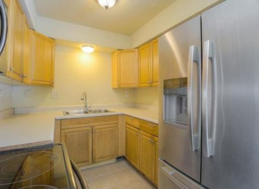 3204 N Pleasant St #NA - Photo 6 of 17