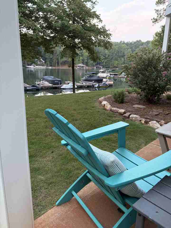 185 Sunset Point Dr #611 - Photo 4 of 34