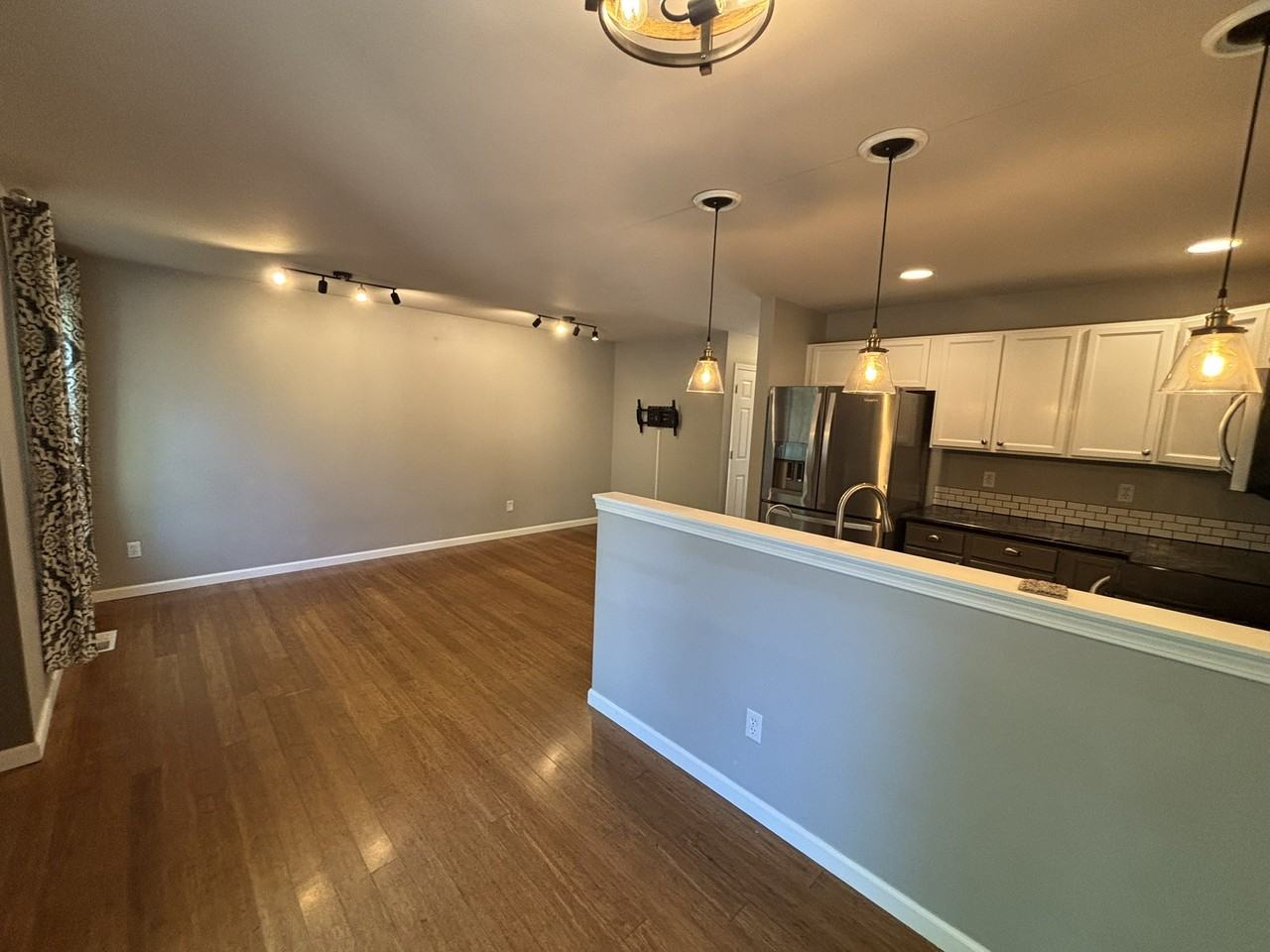 3300 Rosewood St #NA - Photo 5 of 21