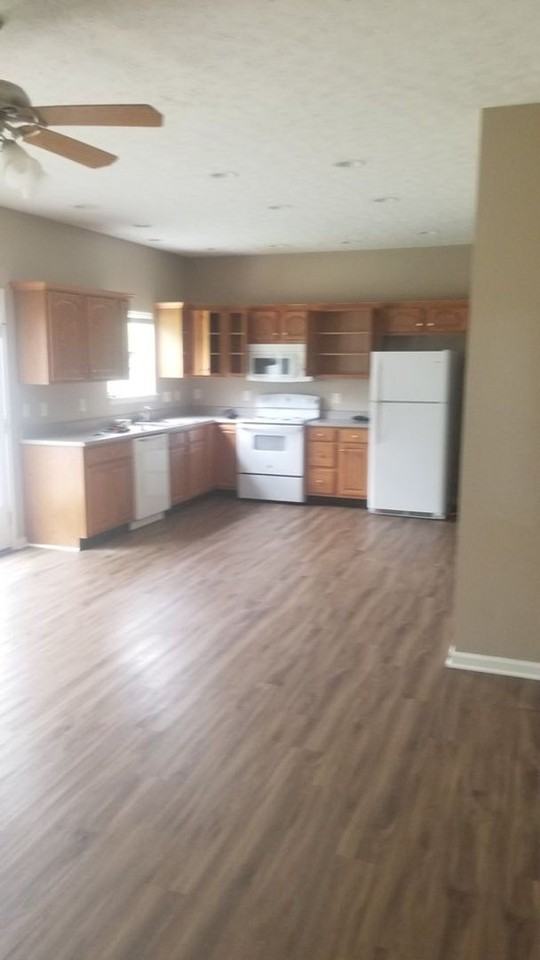 3923 Ledyard St - Photo 3 of 8