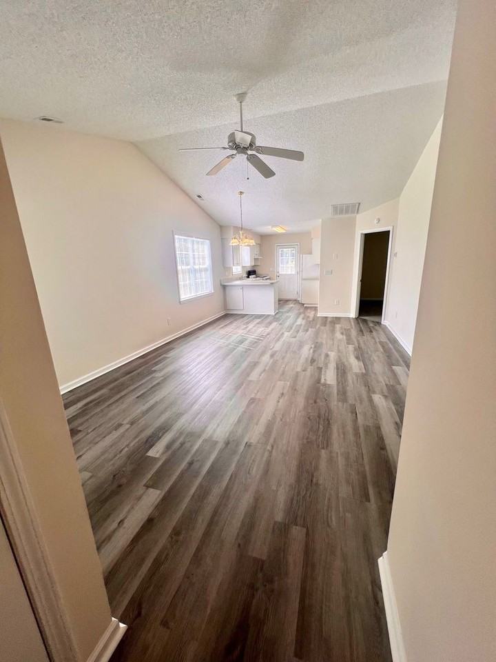 105 White Ash Ln - Photo 6 of 21