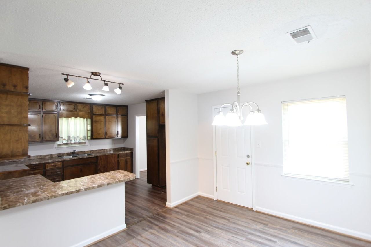 2365 9th St Nw - Photo 6 of 21