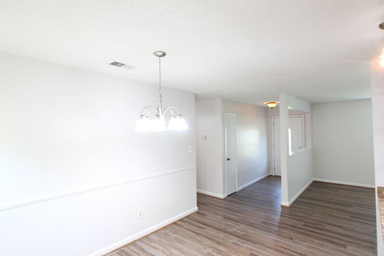 2365 9th St Nw - Photo 7 of 21