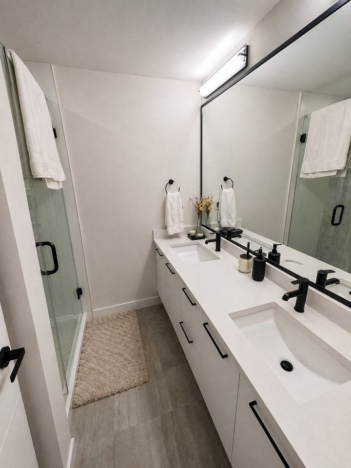 8117 200a St - Photo 6 of 16