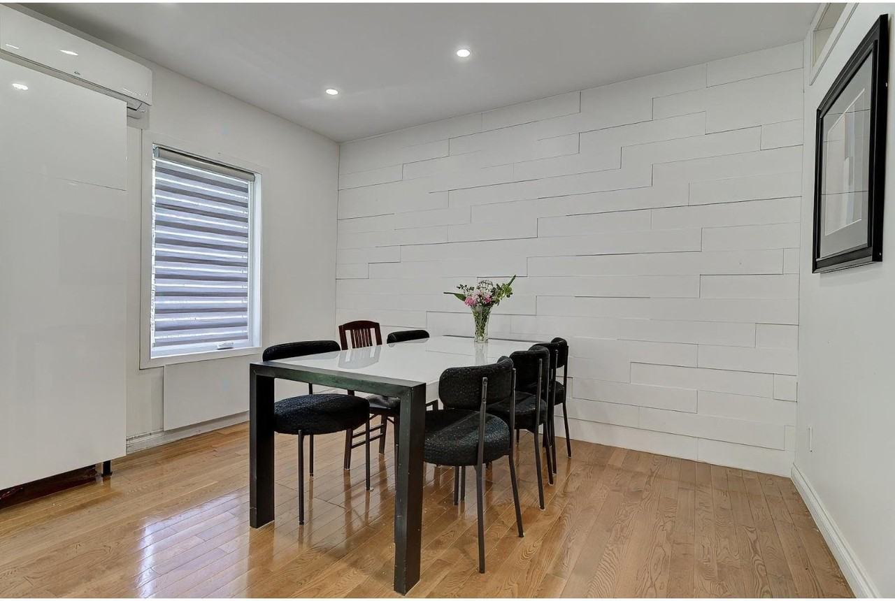 8955 Rue De Reims - Photo 5 of 12