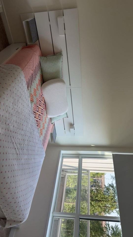 7920 206 St - Photo 3 of 6