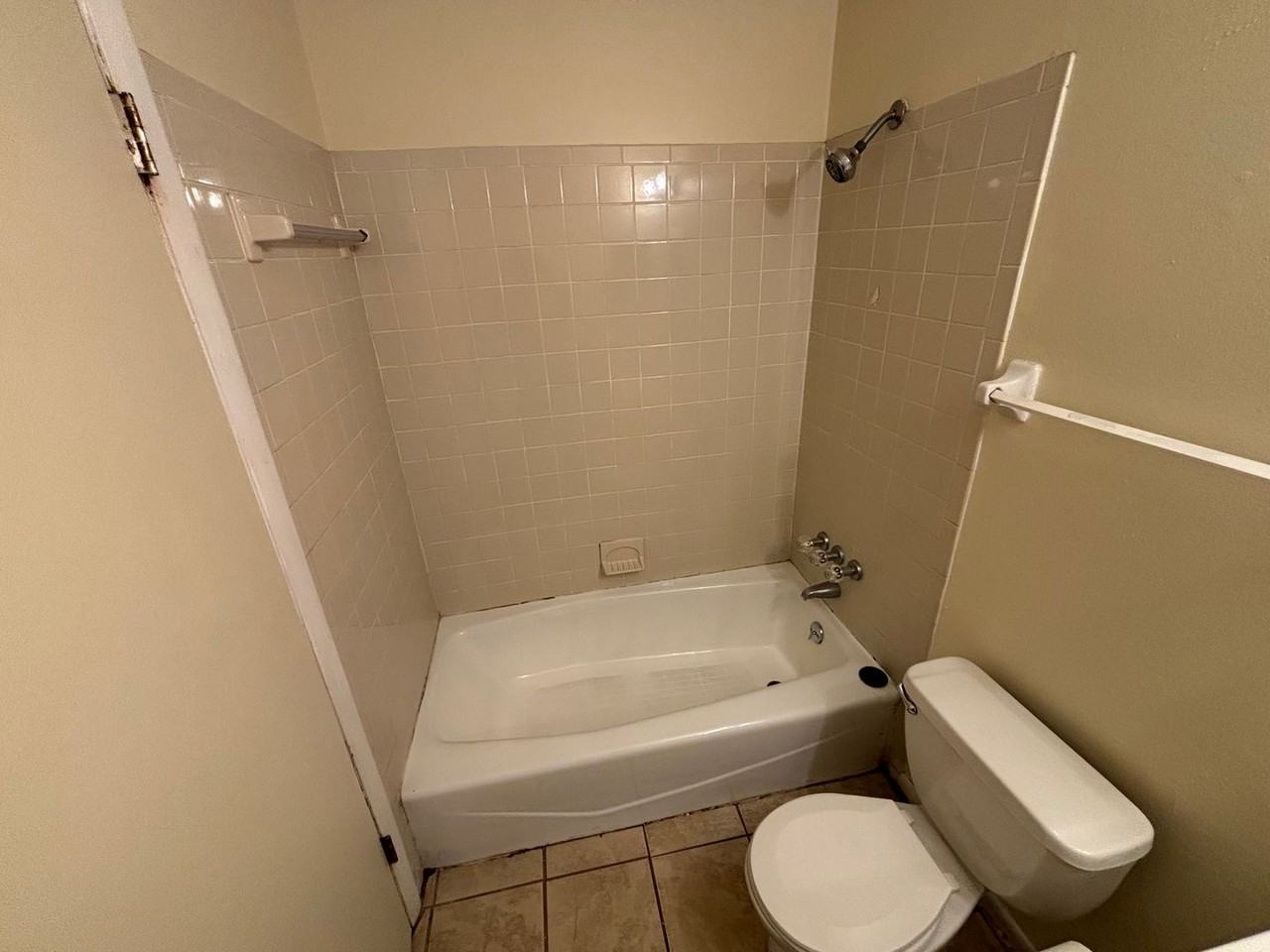 904 Sw 62nd Ter - Photo 6 of 10