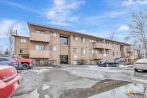 featured image of 926 W 26th Ave