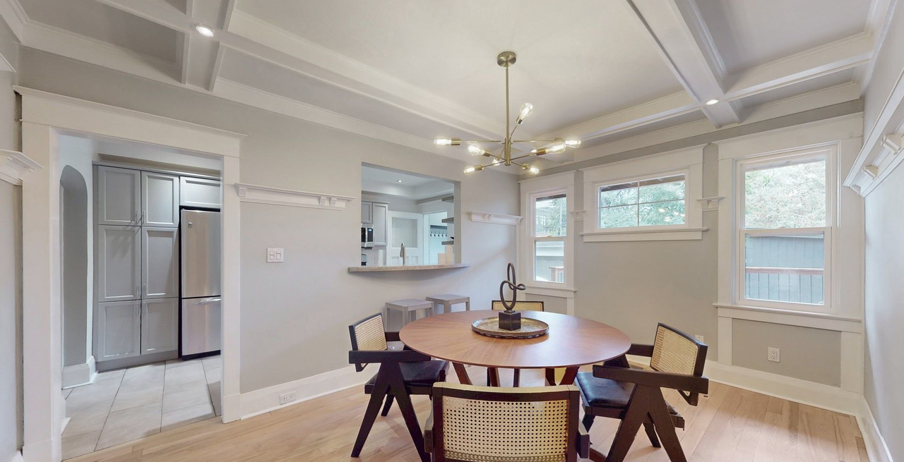 107 Woodbine Avenue - Photo 4 of 32