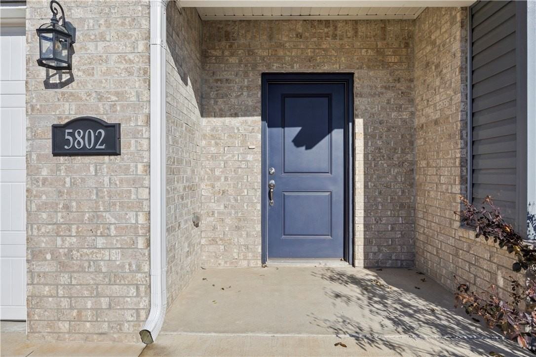 5802 Sw Teppee Ave - Photo 2 of 37