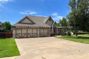 featured image of 1201 Sw Westbury Pl