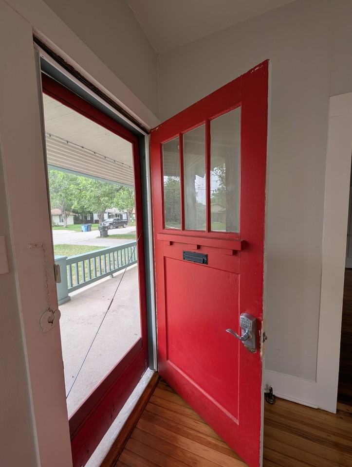 1007 Palm St #1007 - Photo 3 of 15